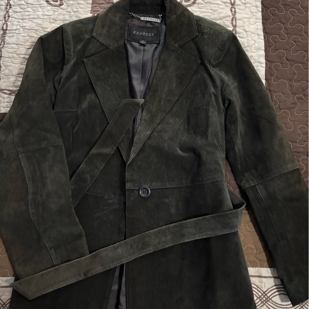 Express women’s black suede Trench Coat with Belt